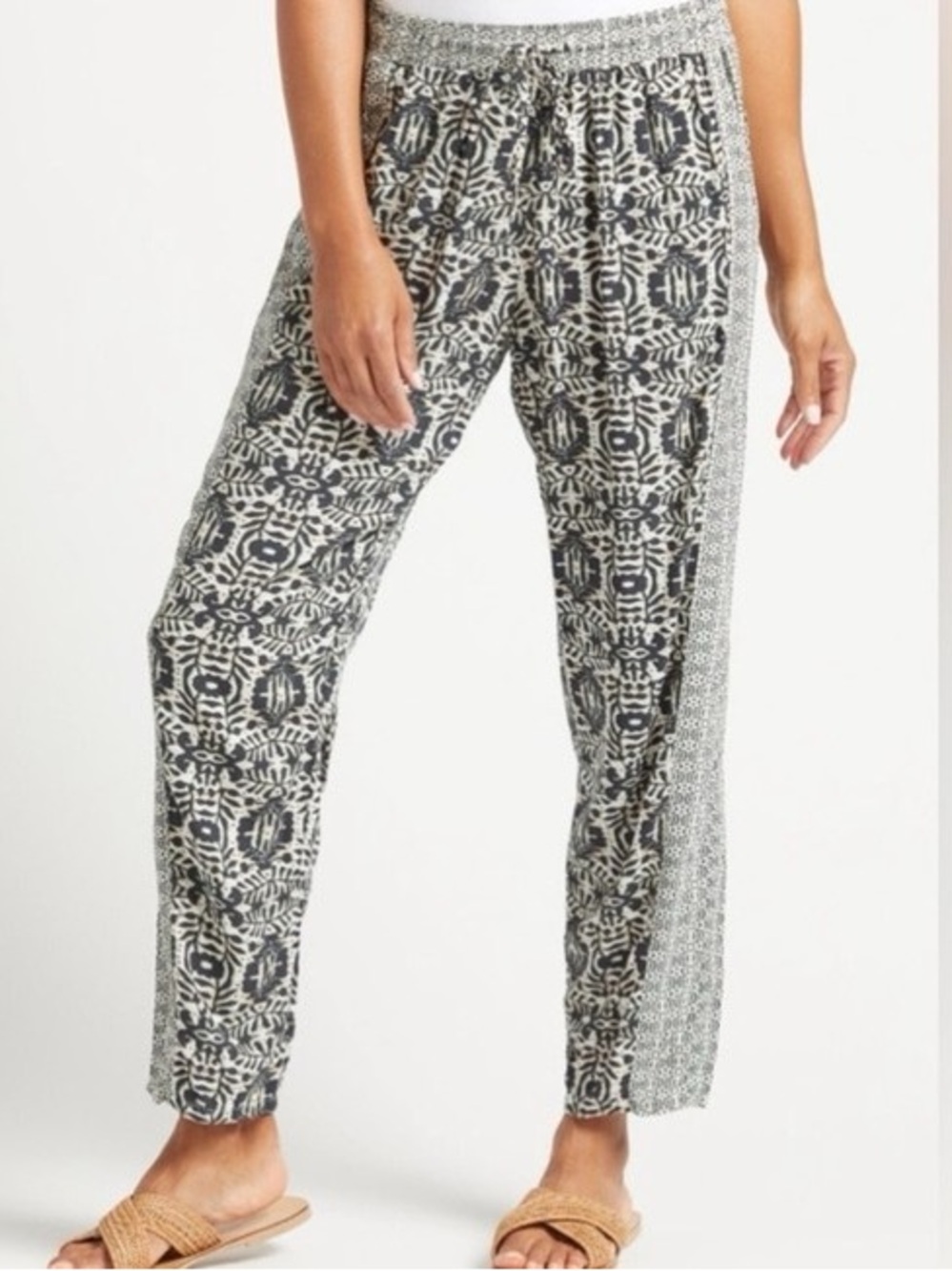 Michael Stars Black & White Printed Jogger Pants